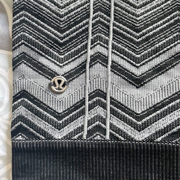 🪨 Lululemon Leggings 🪨 - Picture 8 of 11